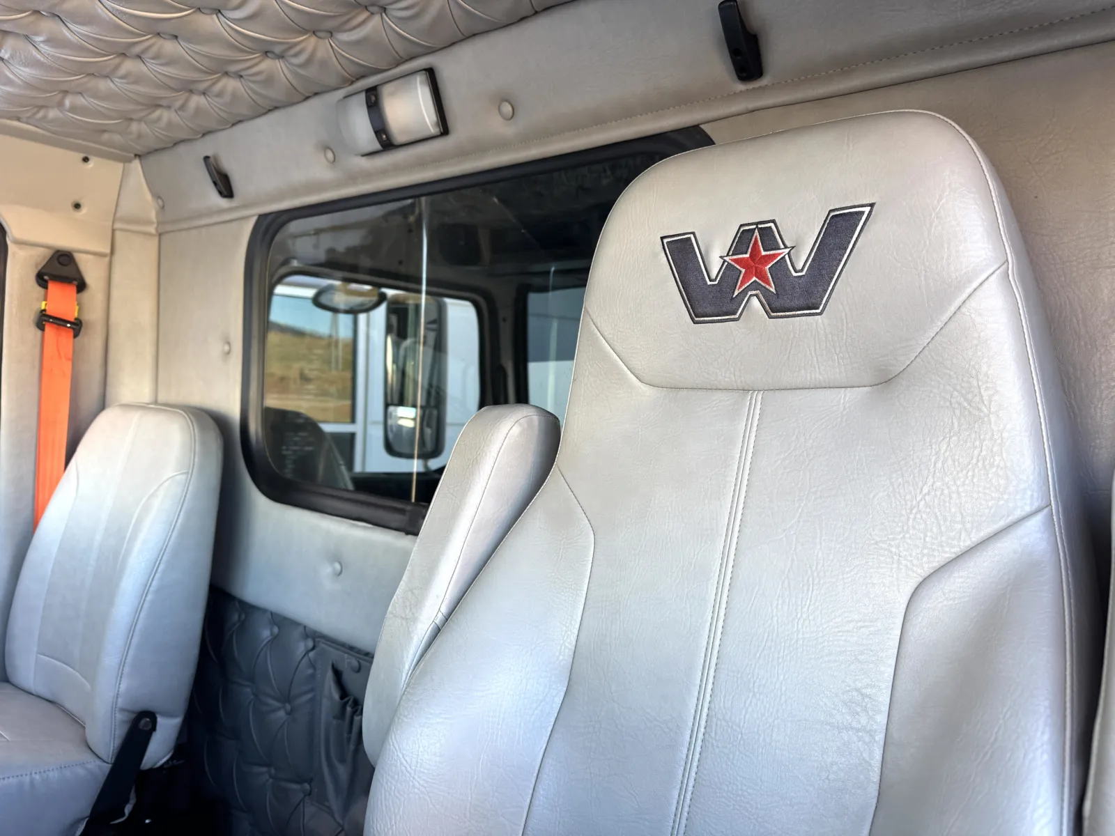 2018 Western Star 4900 - image 20
