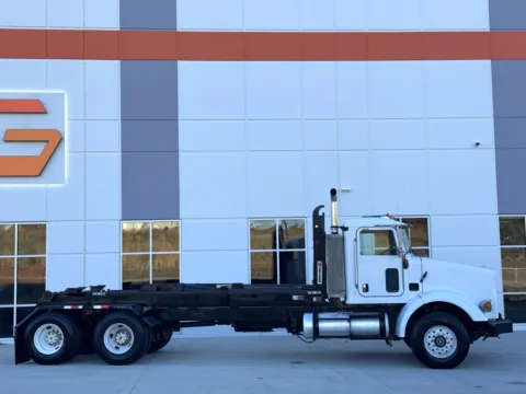 Another view of 2006 PETERBILT 357 for sale in Greer, SC at Forge Truck Centers - South Carolina