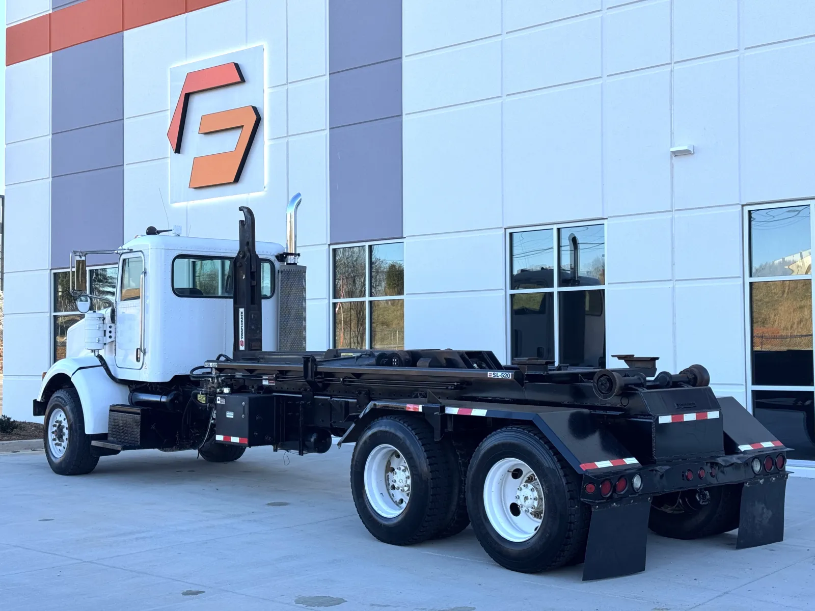 2006 Peterbilt - image 8