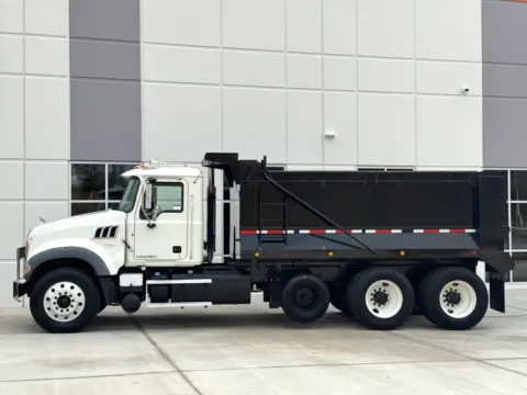 More photos of 2012 MACK GU713 at Forge Truck Centers - South Carolina, SC