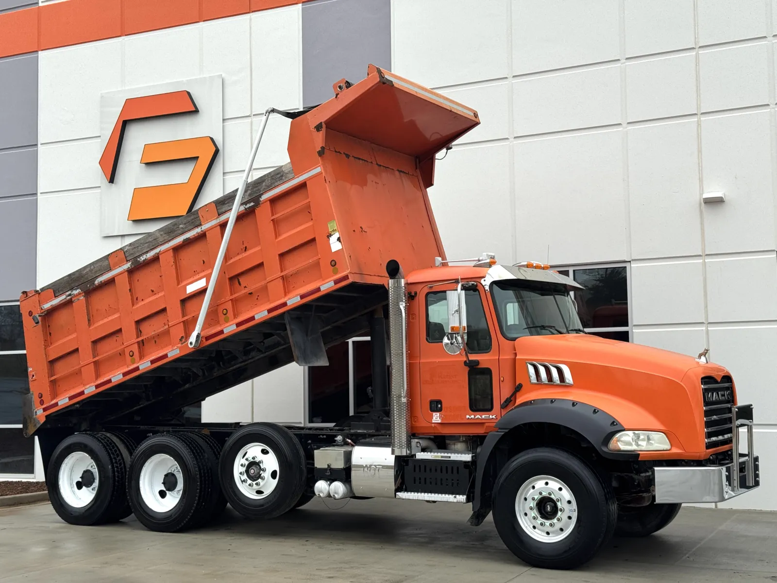 2015 MACK GU813 for sale in Greer, SC