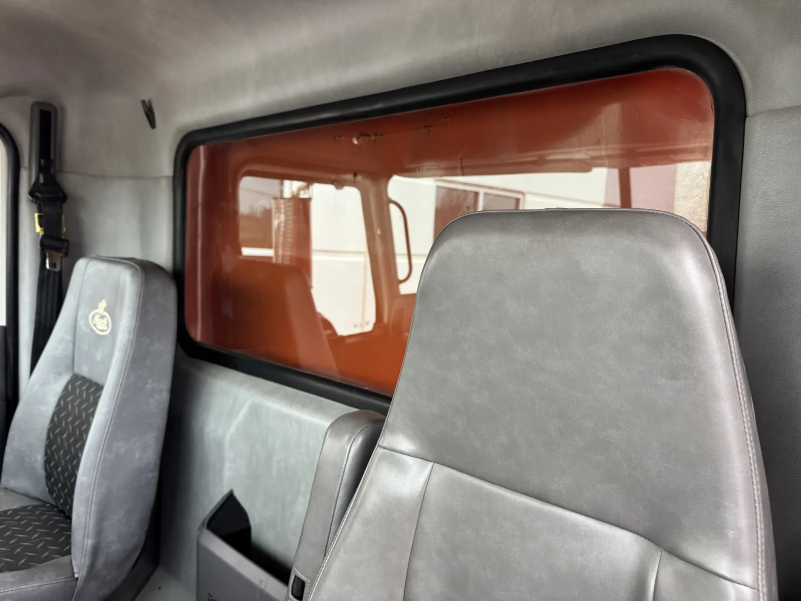 2015 Mack - image 21