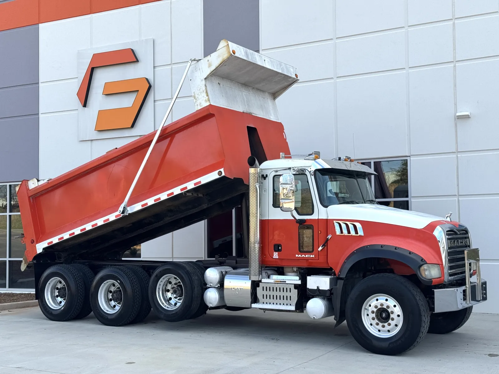 2015 MACK GRANITE for sale in Greer, SC