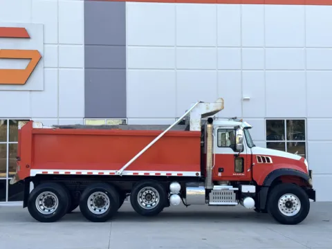 More photos of 2015 MACK GRANITE at Forge Truck Centers - South Carolina, SC