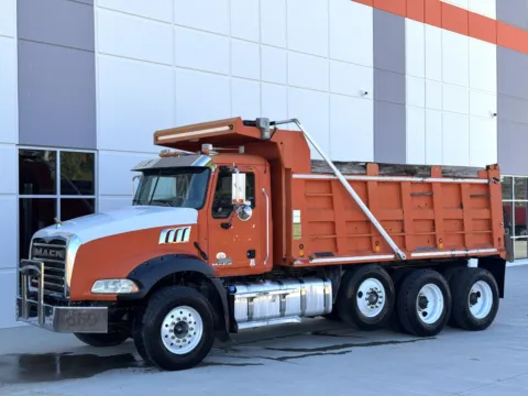 Another view of 2015 MACK GU813 for sale in Greer, SC at Forge Truck Centers - South Carolina