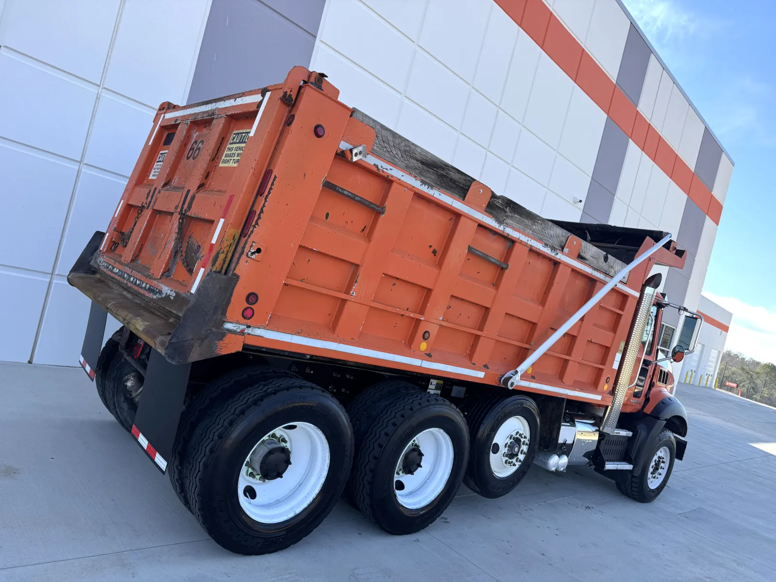 2015 Mack - image 12