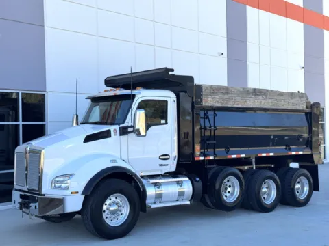 Another view of 2023 KENWORTH T880 for sale in Greer, SC at Forge Truck Centers - South Carolina