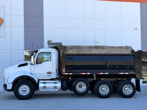 More photos of 2023 KENWORTH T880 at Forge Truck Centers - South Carolina, SC