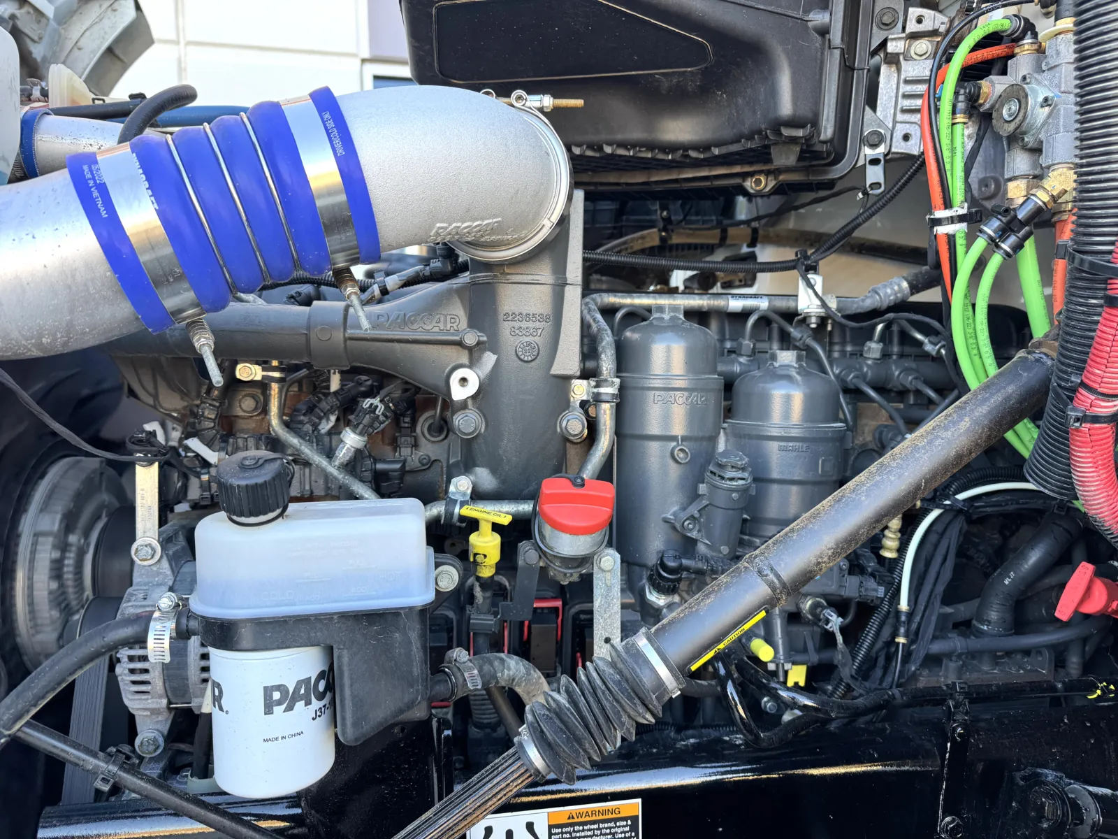 2023 Kenworth T880 - image 14