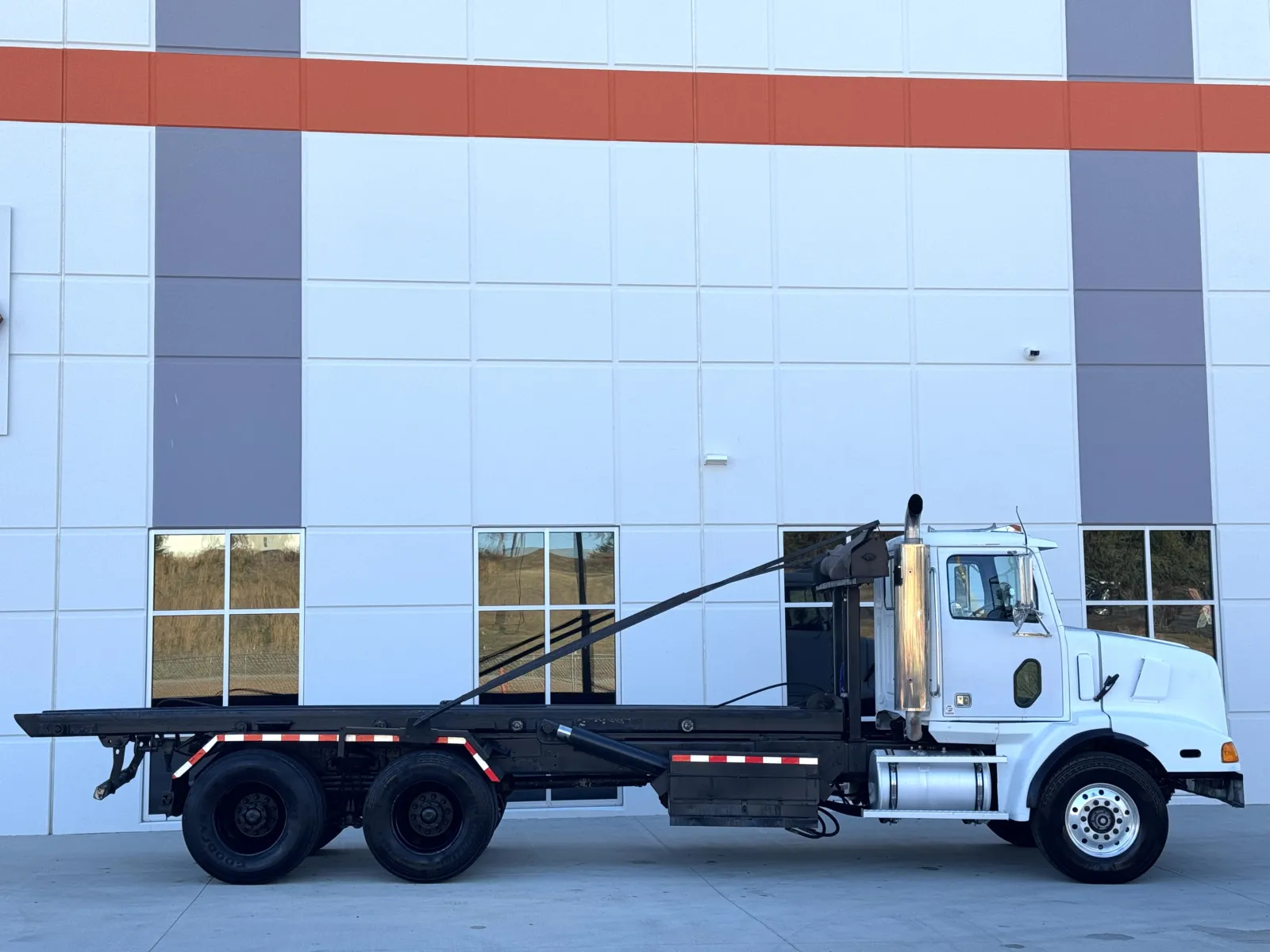 2002 Western Star 4900 - image 3