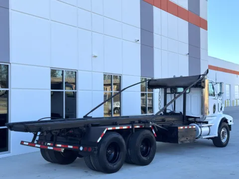 More photos of 2002 WESTERN STAR 4900 at Forge Truck Centers - South Carolina, SC