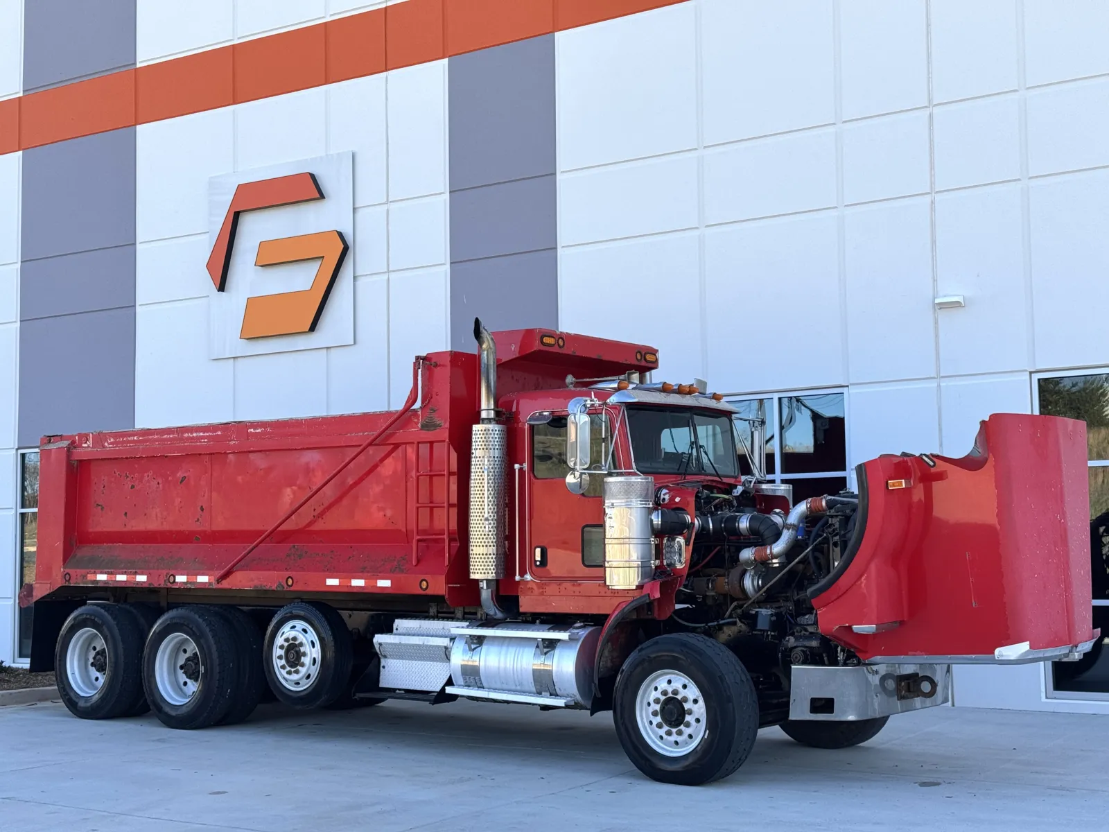 2004 Kenworth T800 - image 10