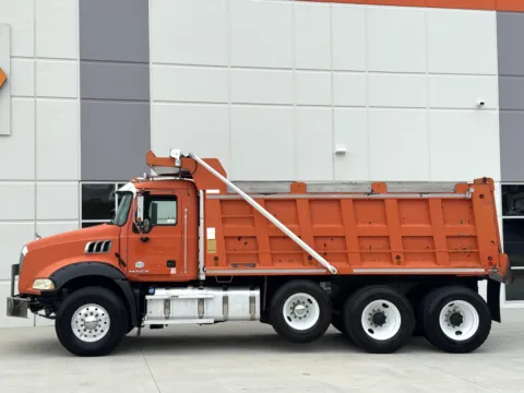 More photos of 2016 MACK GU813 at Forge Truck Centers - South Carolina, SC