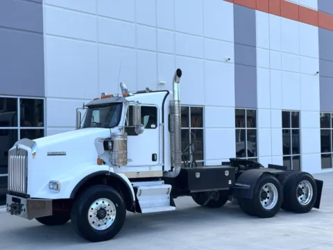 Photos of 2012 KENWORTH T800 for sale in Greer, SC at Forge Truck Centers - South Carolina