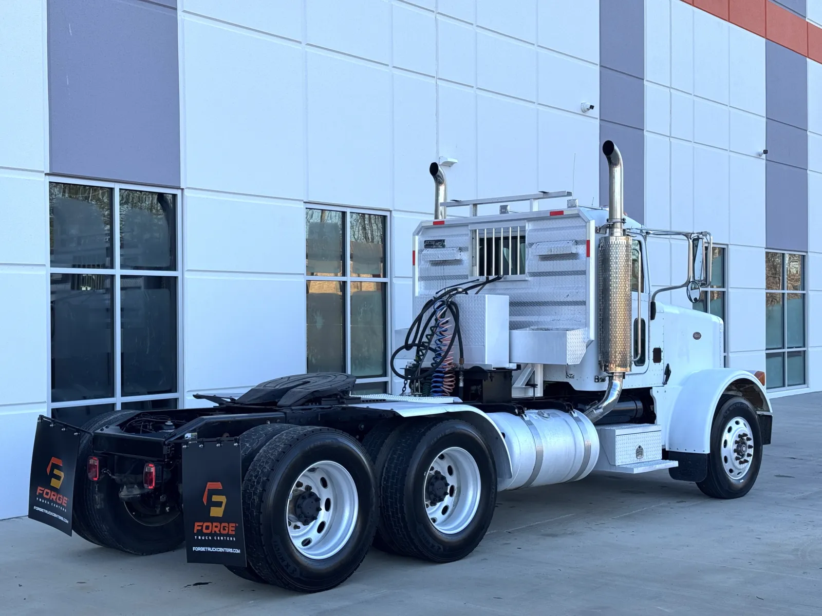 2007 Peterbilt - image 5