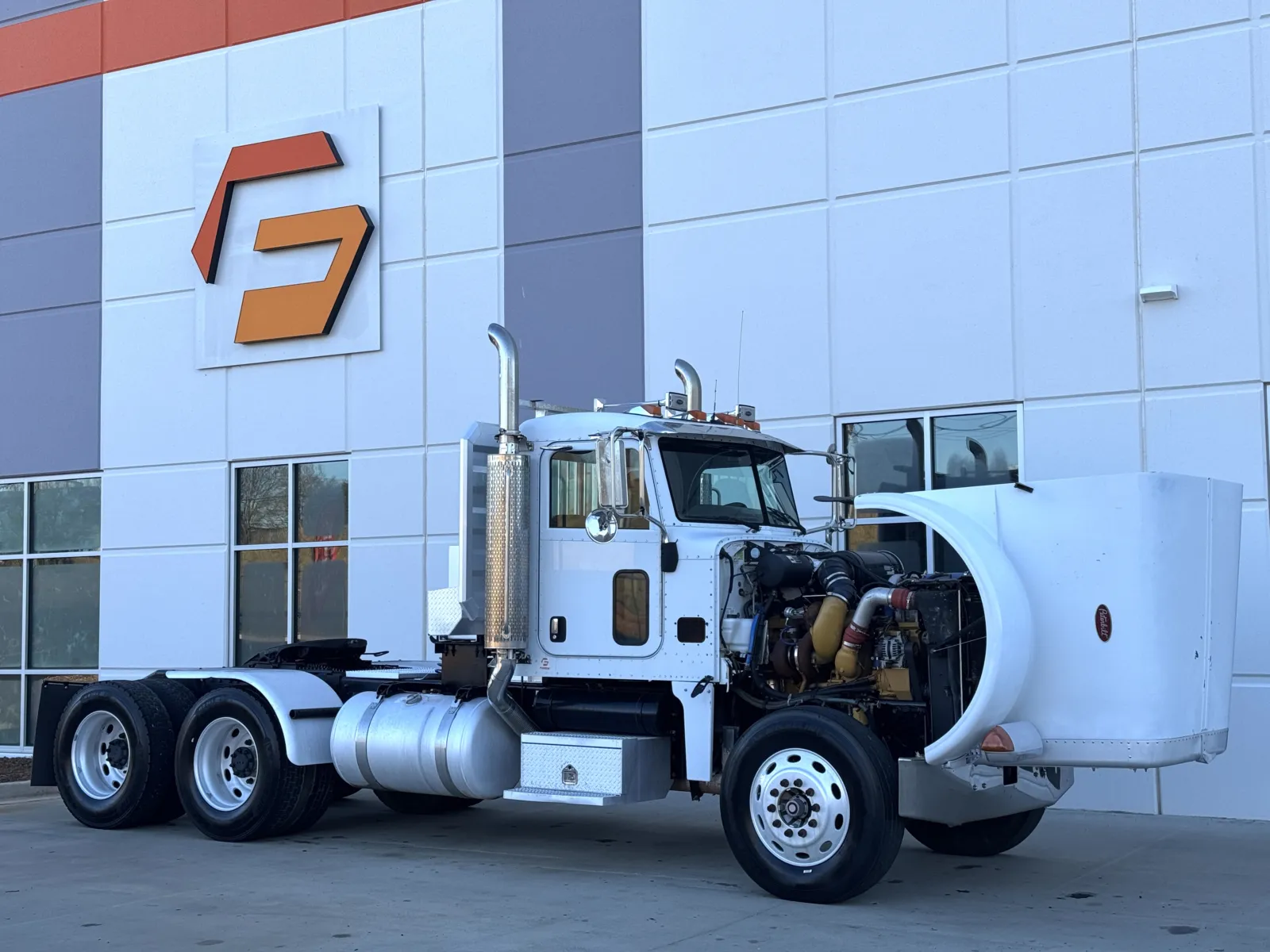 2007 Peterbilt - image 9