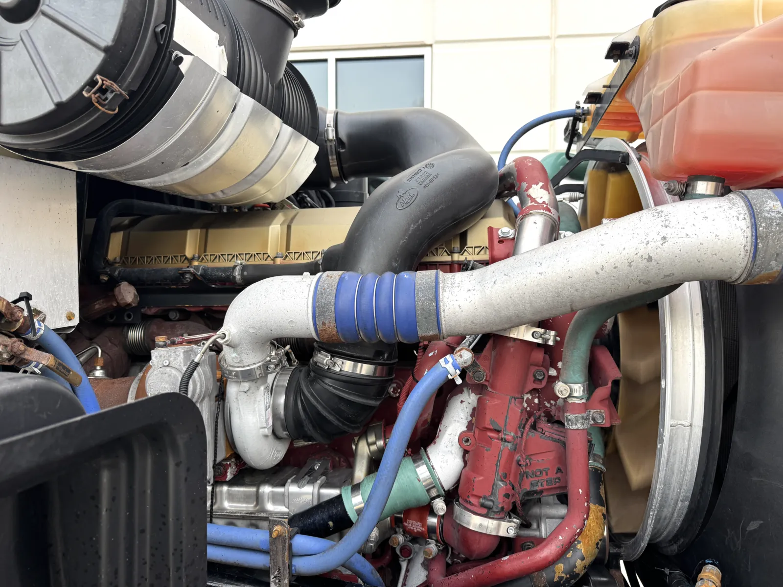 2017 Mack - image 13