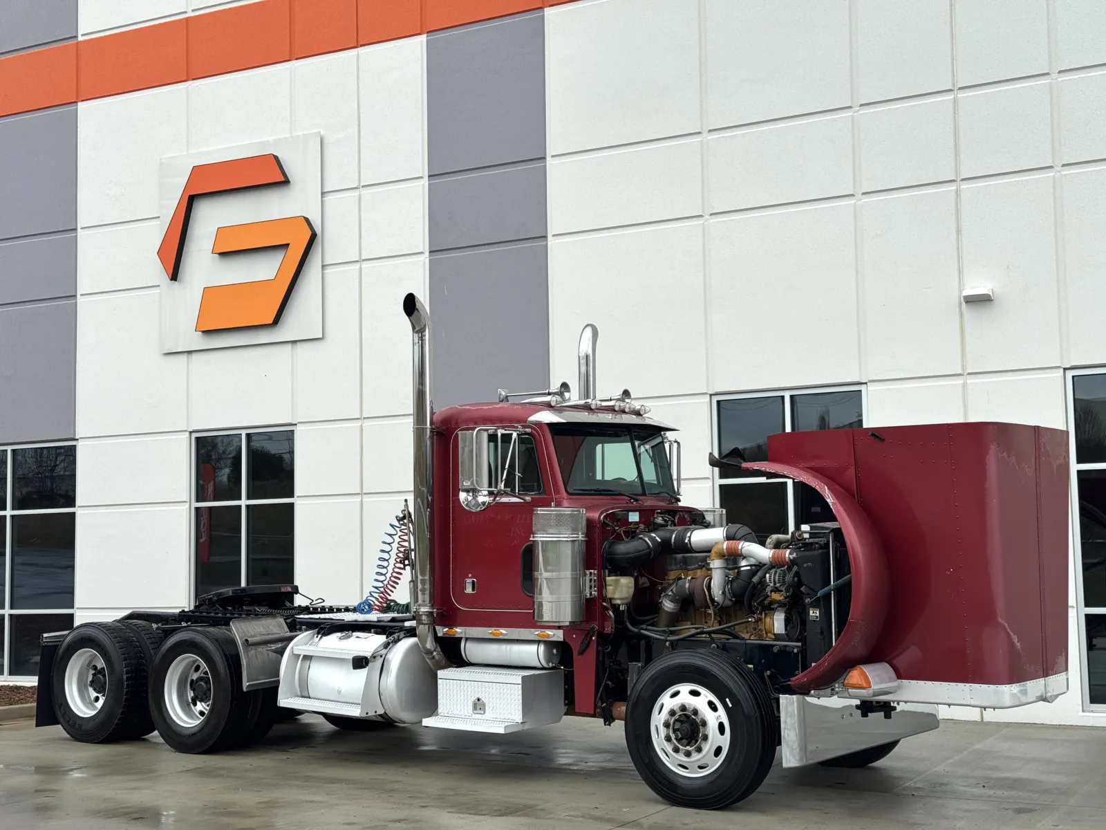 2003 Peterbilt - image 9