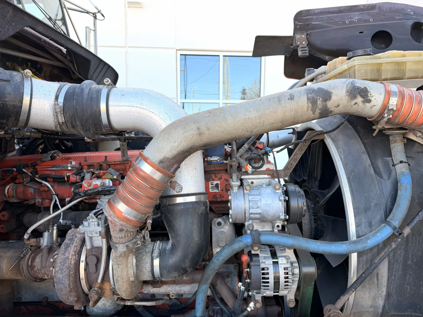 2011 Kenworth W900 - image 13