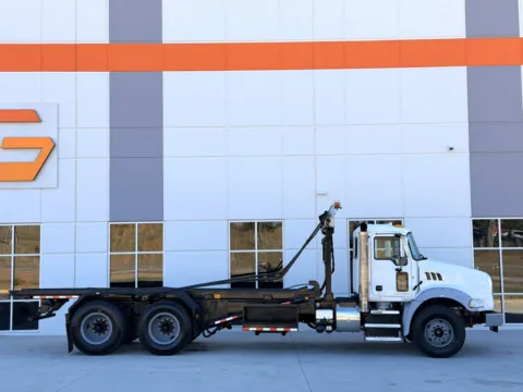 Another view of 2015 MACK GU813 for sale in Greer, SC at Forge Truck Centers - South Carolina