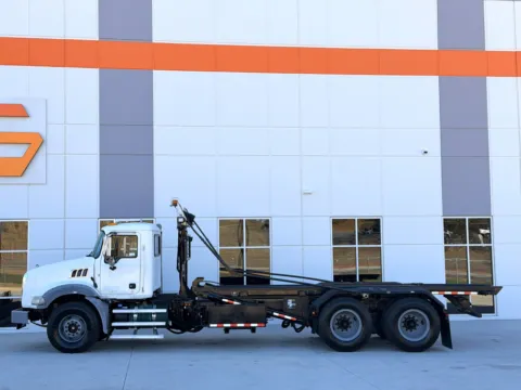 More photos of 2015 MACK GU813 at Forge Truck Centers - South Carolina, SC