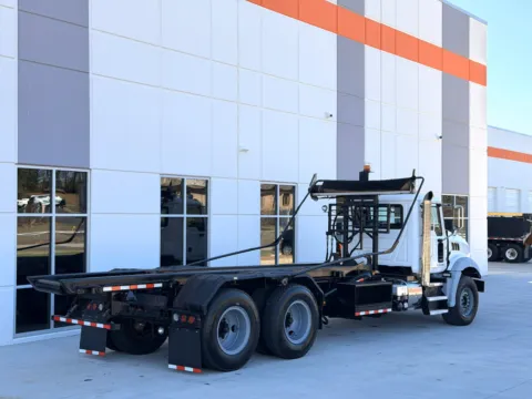 More photos of 2015 MACK GU813 at Forge Truck Centers - South Carolina, SC