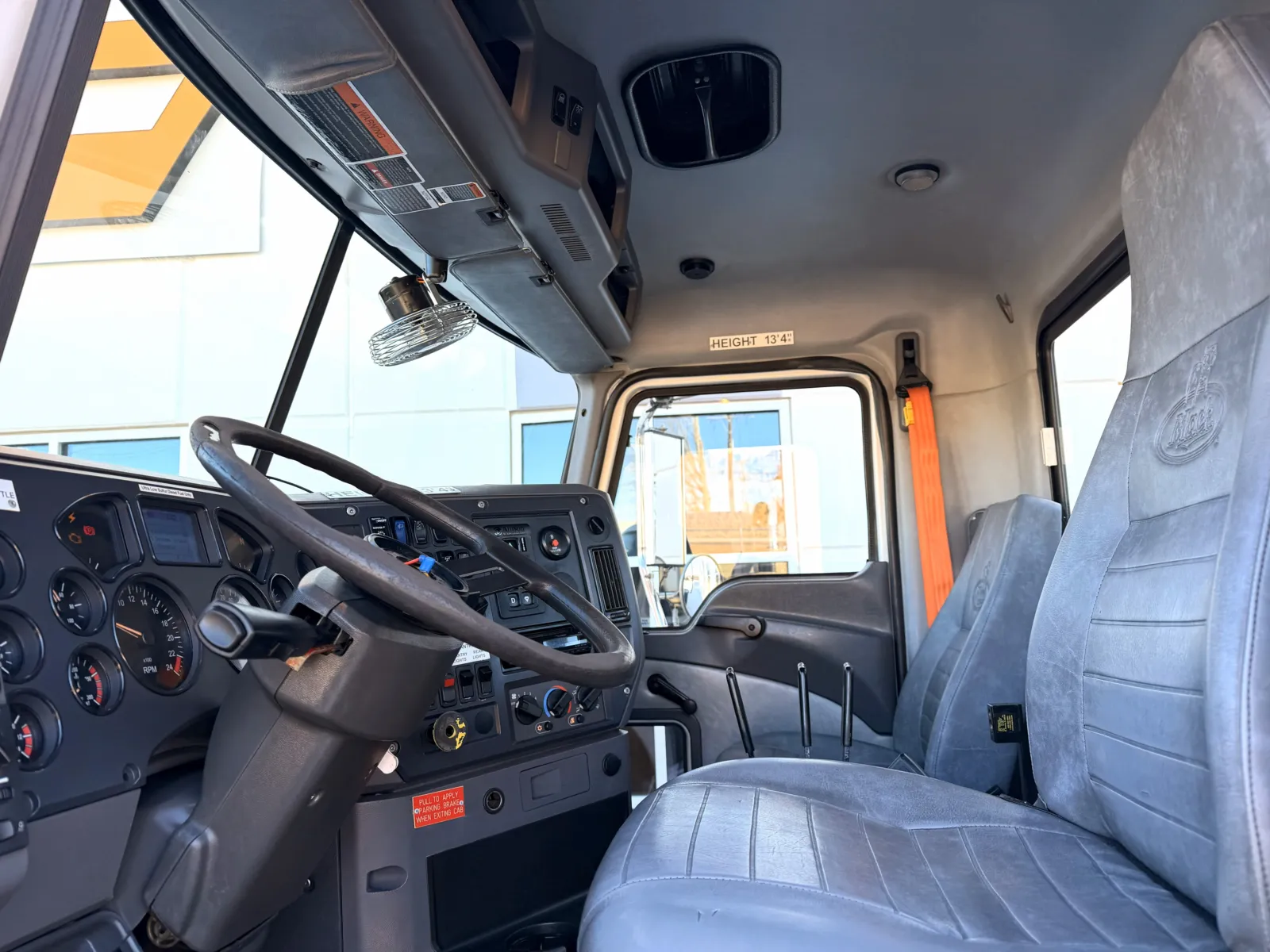 2015 Mack - image 14