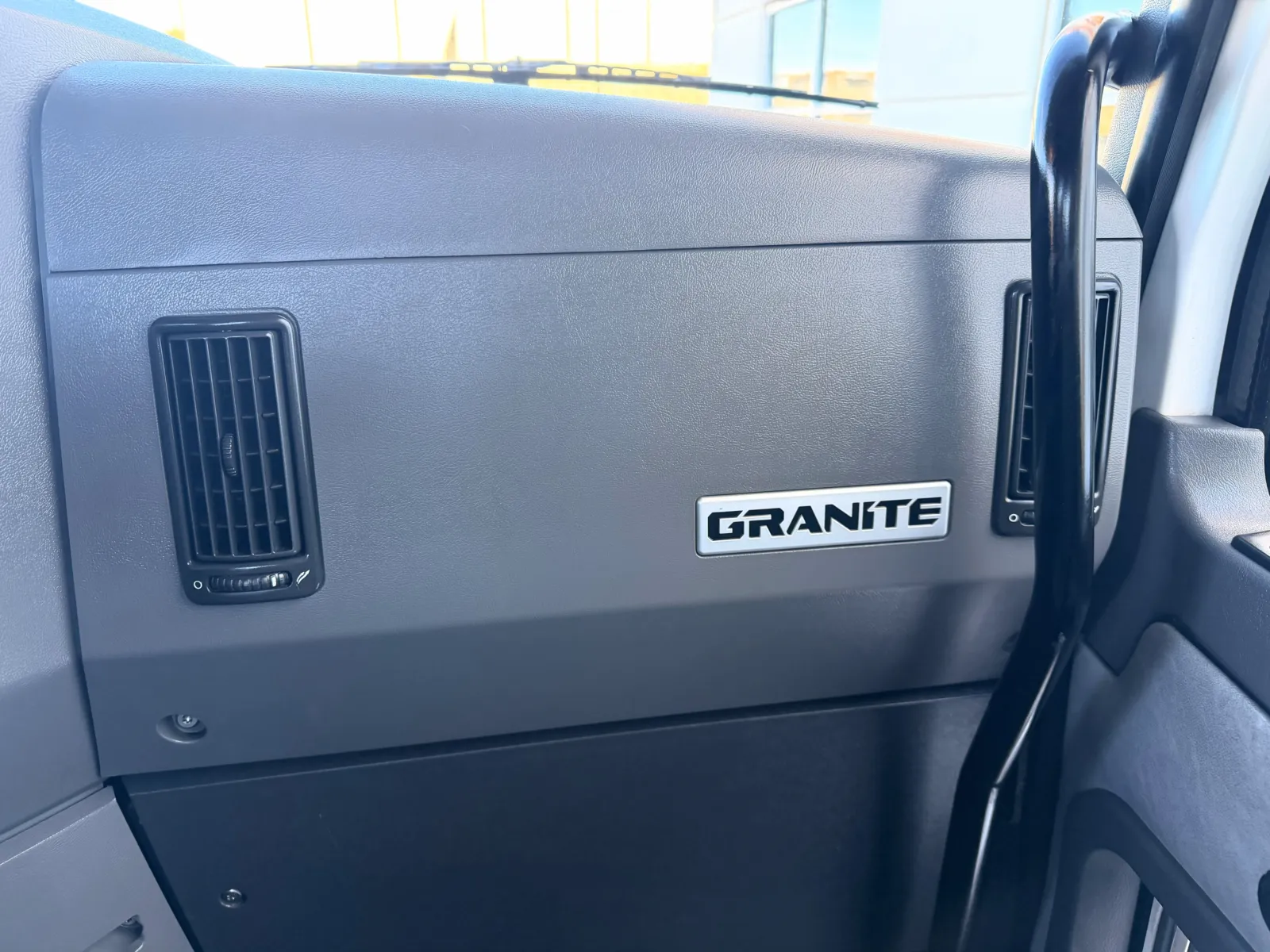 2015 Mack - image 19