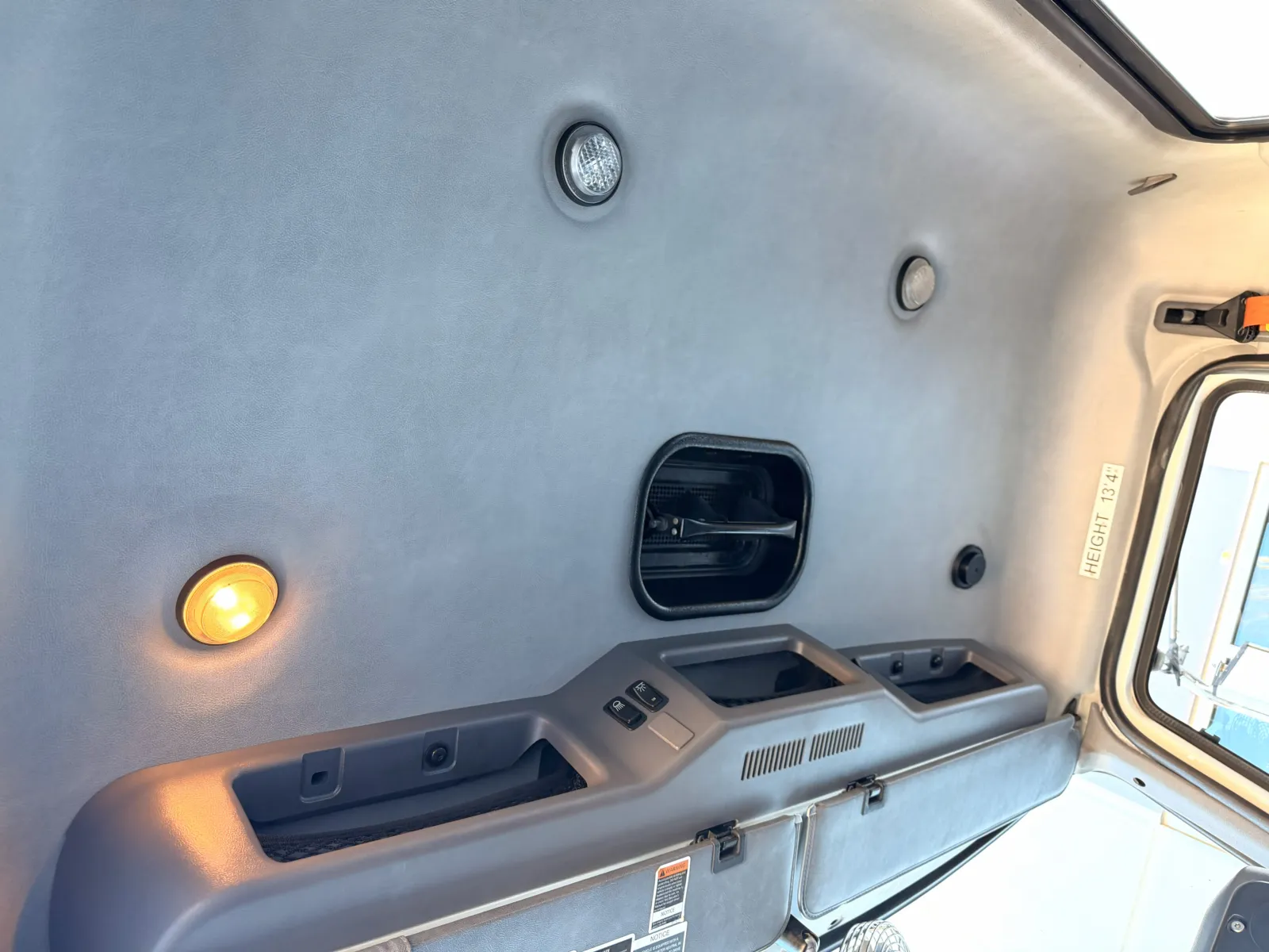 2015 Mack - image 21