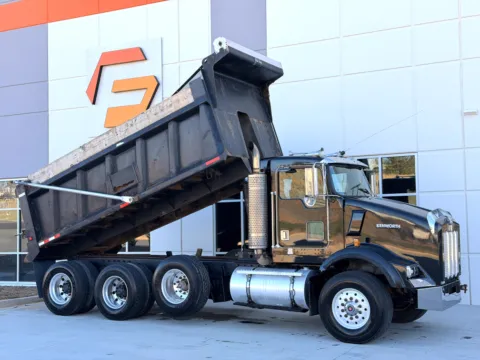 2000 KENWORTH T800 for sale in Greer, SC