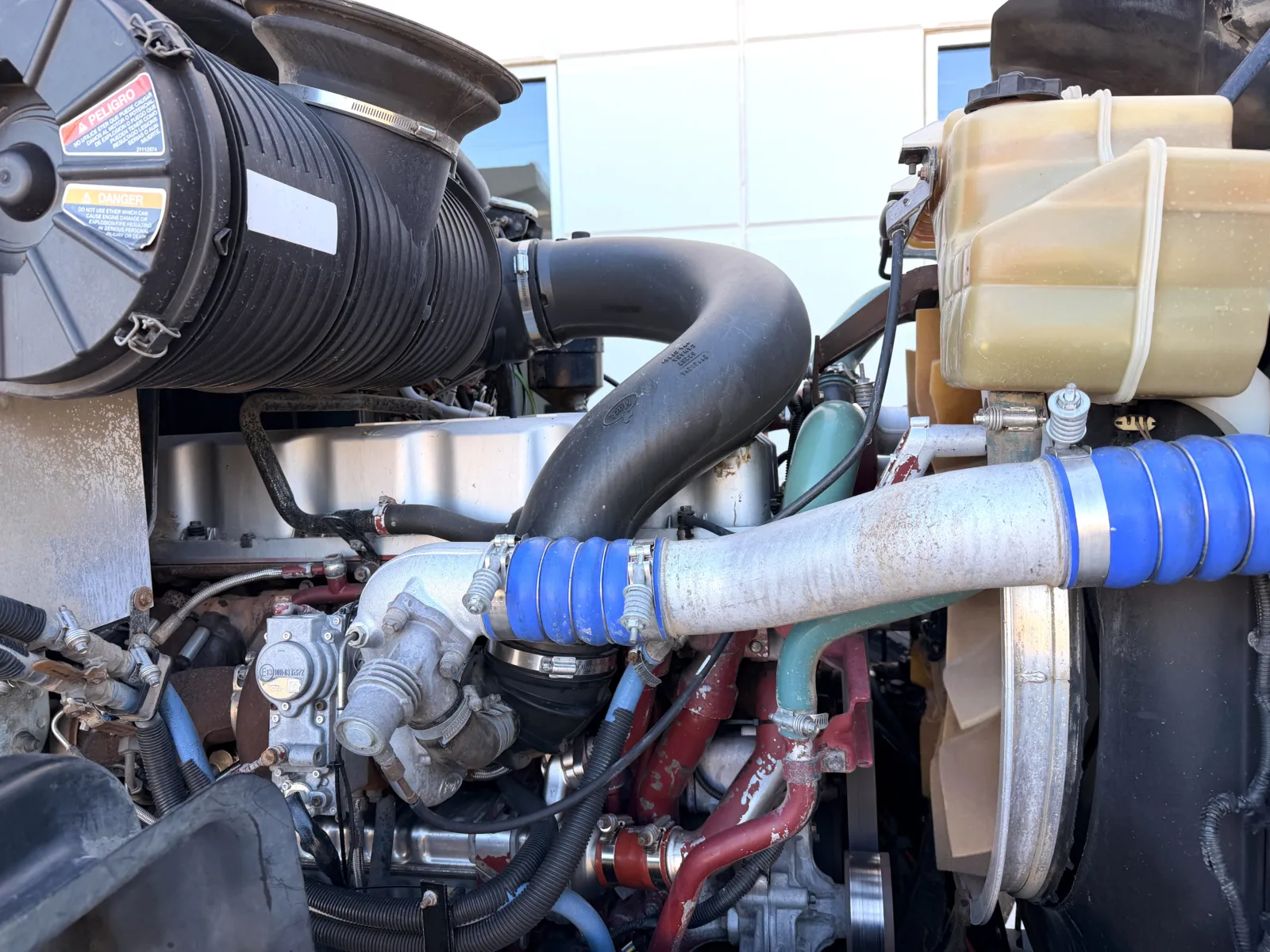 2011 Mack - image 13