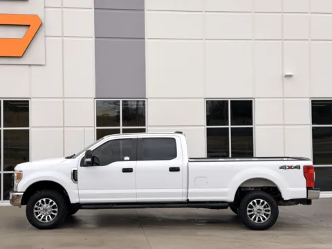 More photos of 2022 FORD F350 at Forge Truck Centers - South Carolina, SC