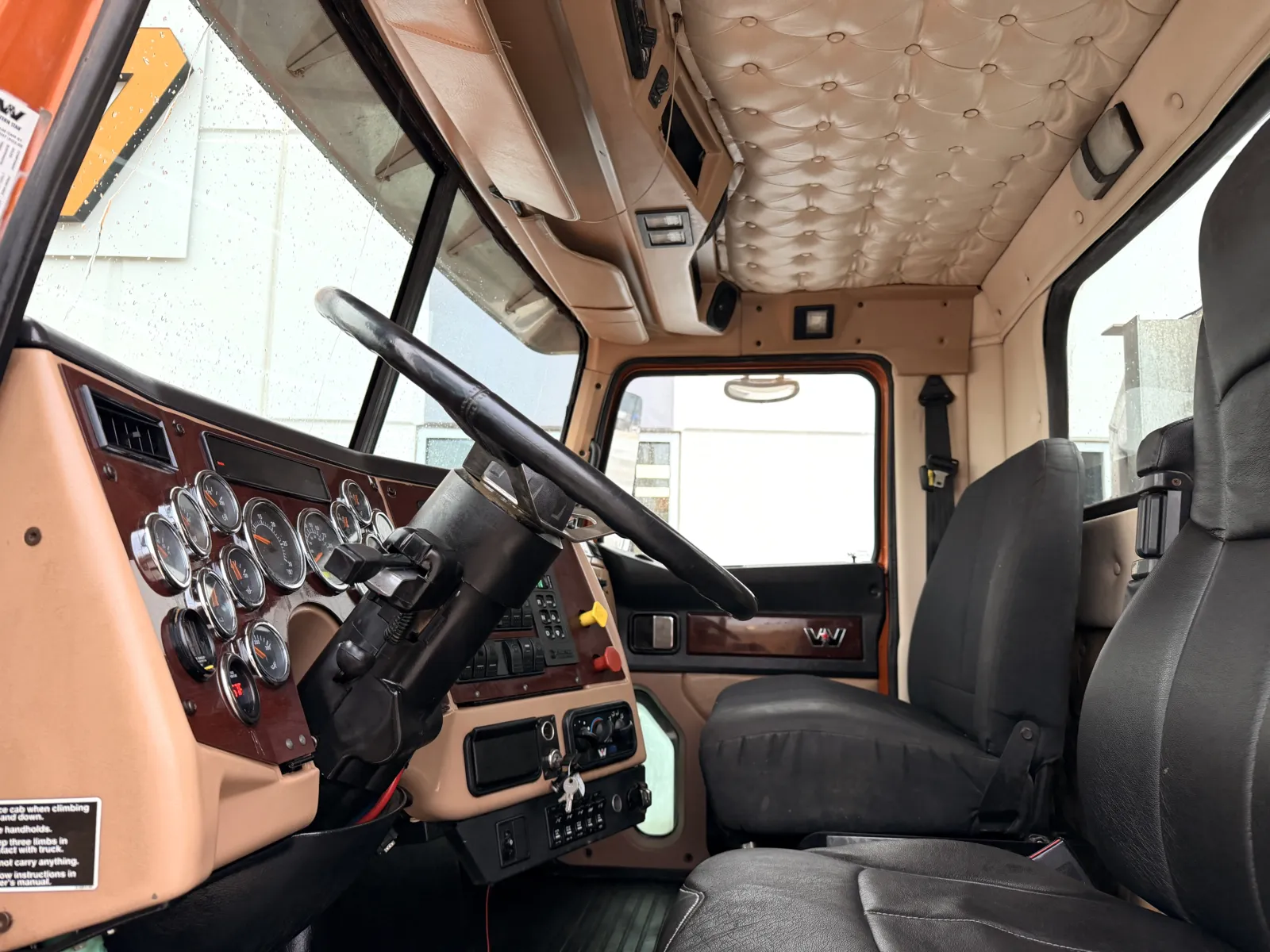 2017 Western Star 4900 - image 14