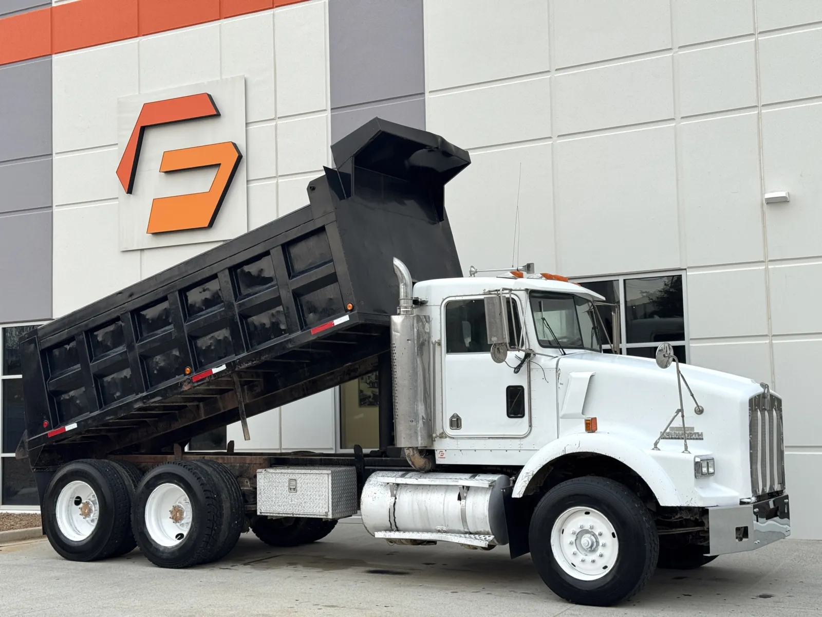 1995 KENWORTH T800 for sale in Greer, SC