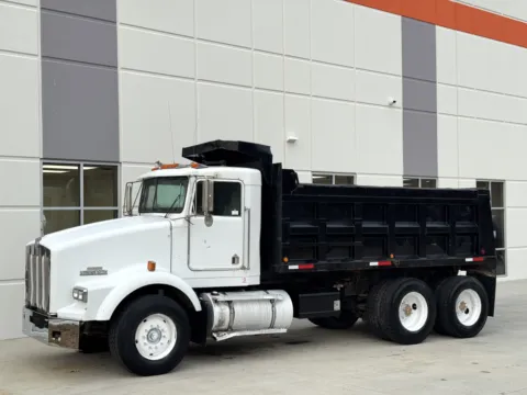Another view of 1995 KENWORTH T800 for sale in Greer, SC at Forge Truck Centers - South Carolina