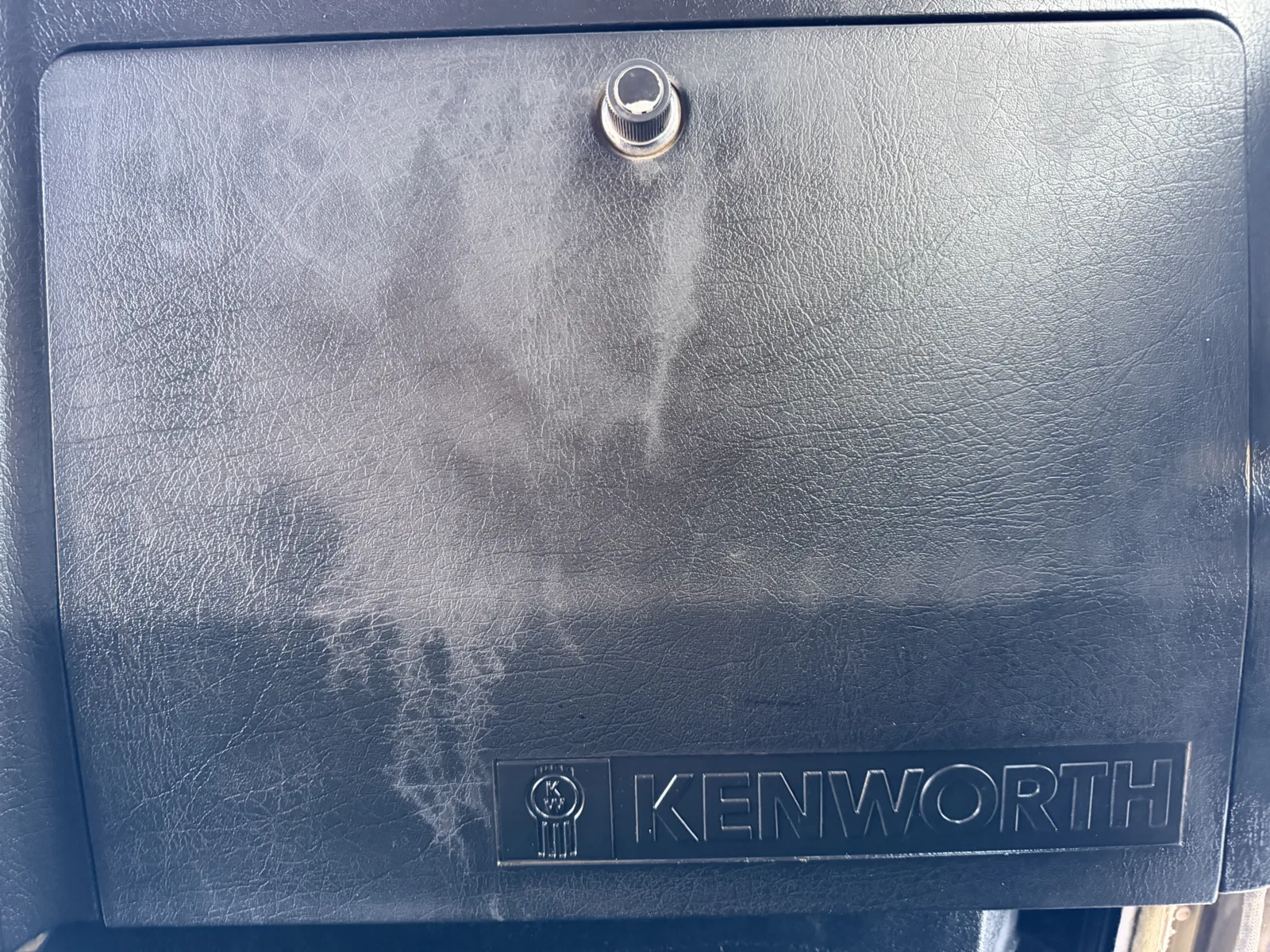 1995 Kenworth T800 - image 19