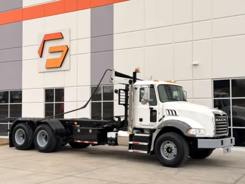 2016 MACK GU813 for sale in Greer, SC