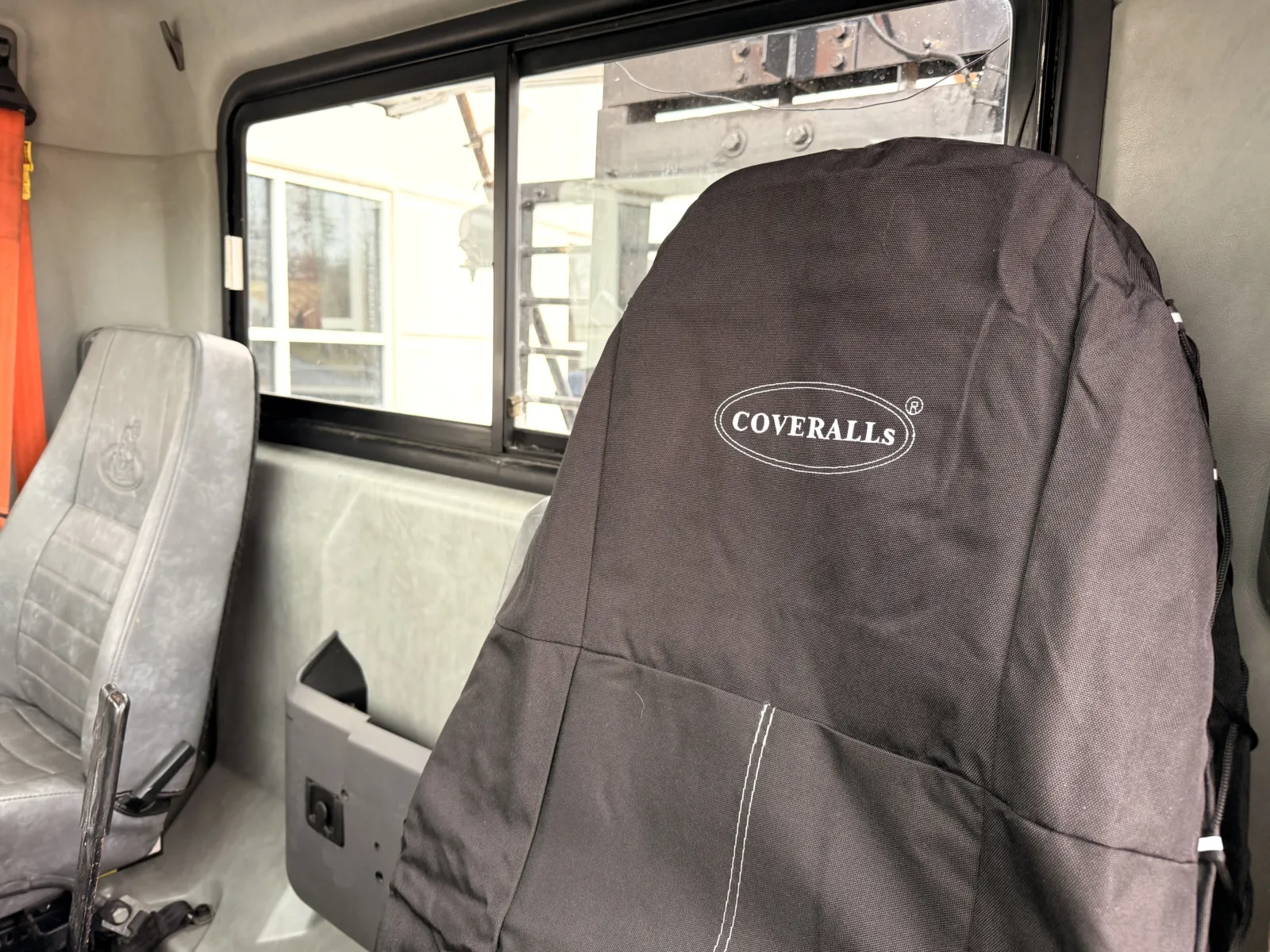 2016 Mack - image 20