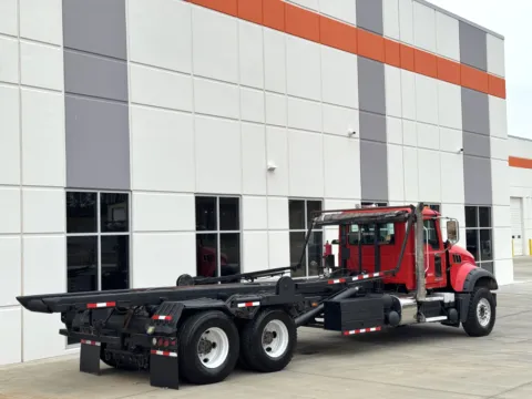More photos of 2013 MACK GU713 at Forge Truck Centers - South Carolina, SC