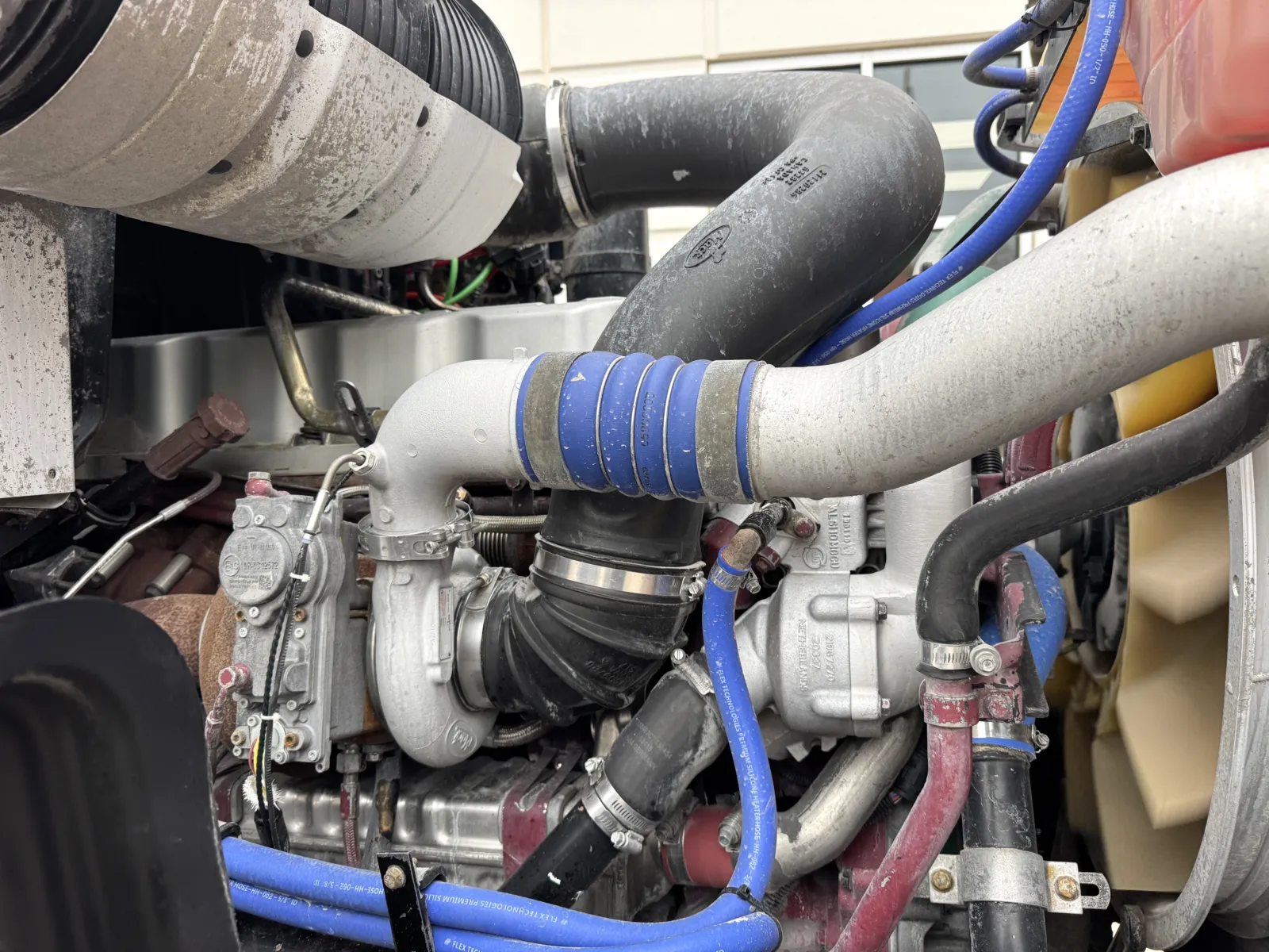 2013 Mack - image 12