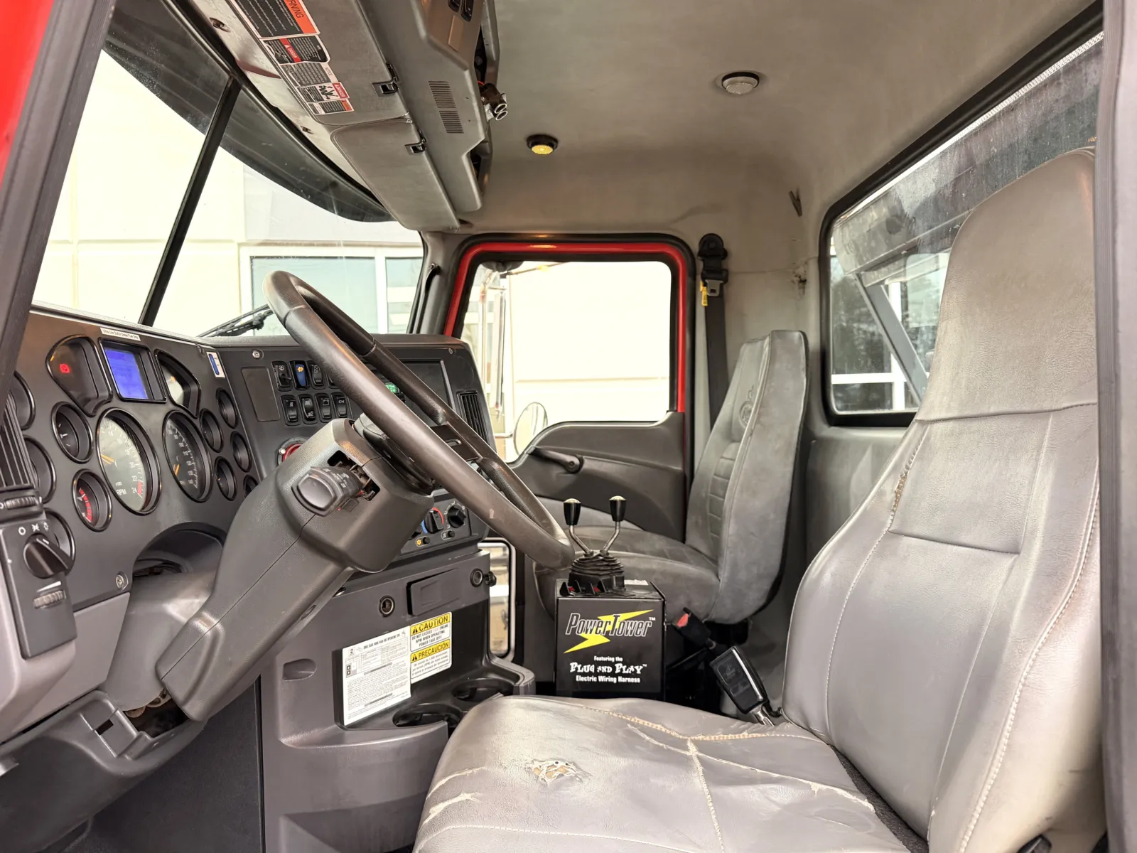 2013 Mack - image 13