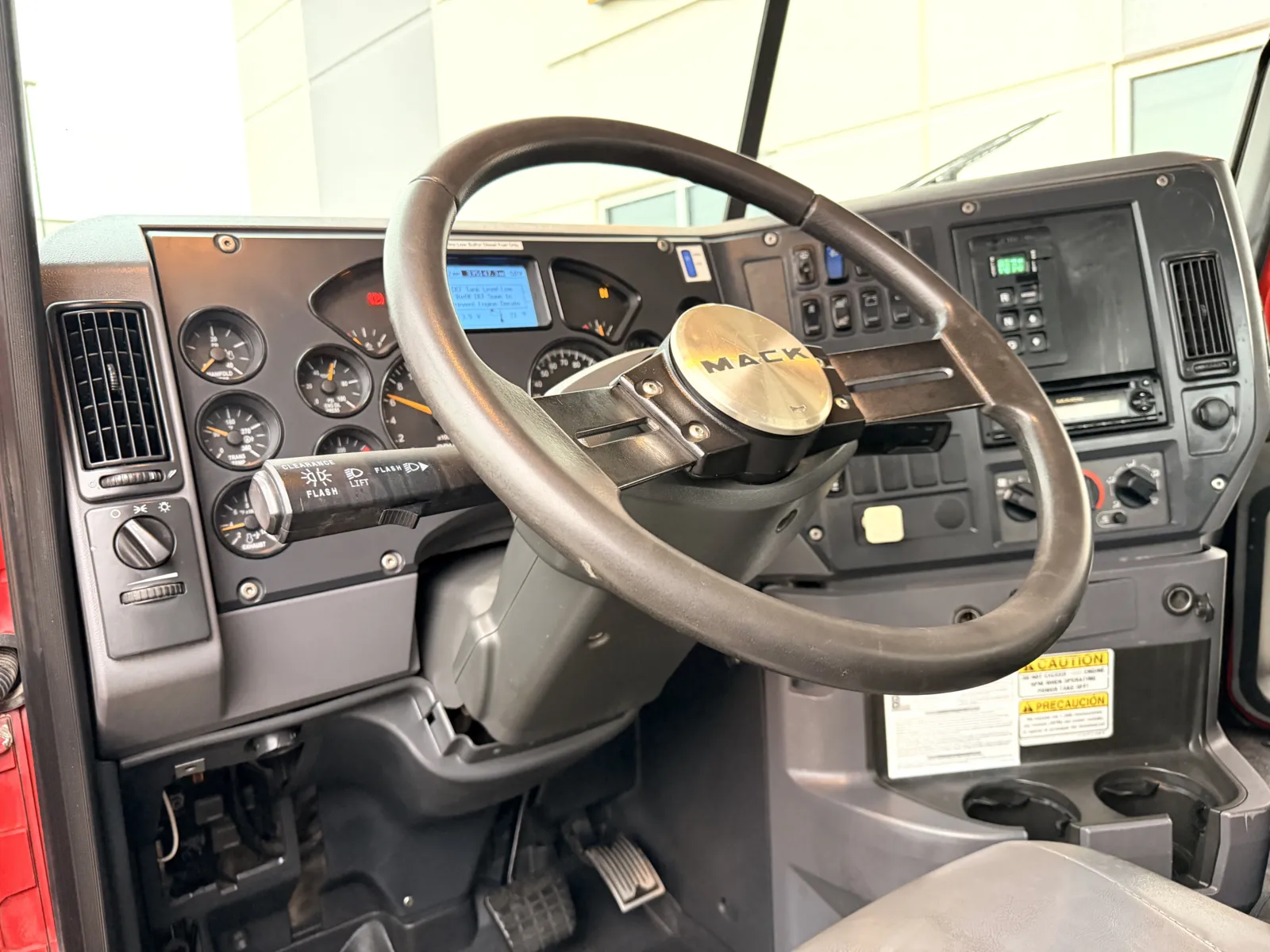 2013 Mack - image 14