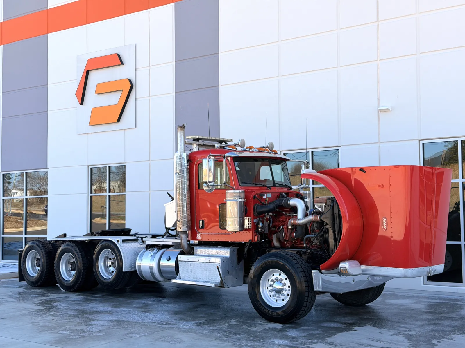 2015 Peterbilt 389 - image 9