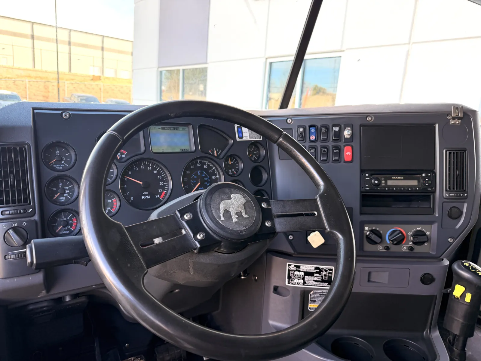 2009 Mack - image 16