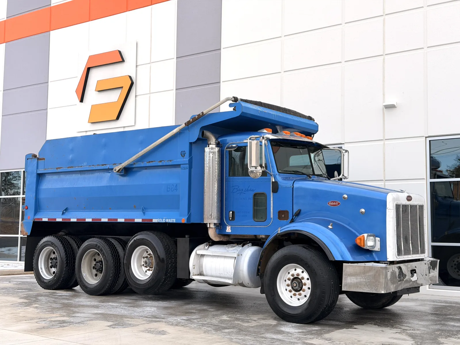 2007 Peterbilt - image 2