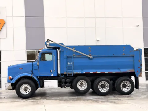 More photos of 2007 PETERBILT 357 at Forge Truck Centers - South Carolina, SC