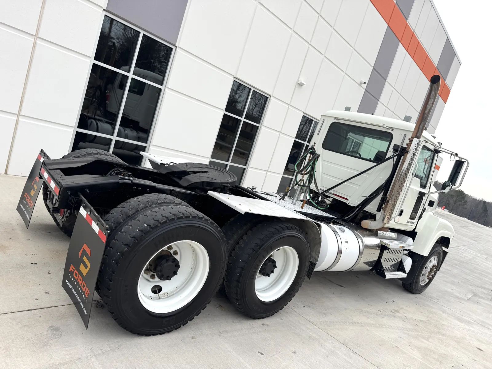 2016 Mack - image 11