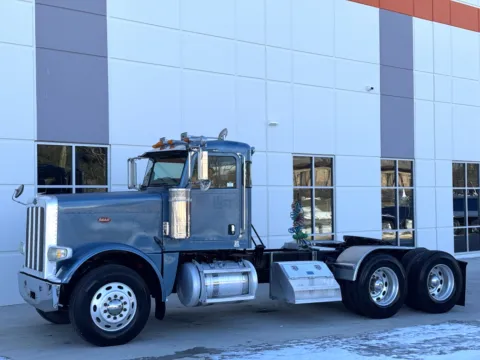 Photos of 2009 PETERBILT 388 for sale in Greer, SC at Forge Truck Centers - South Carolina