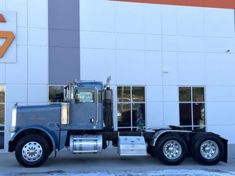 More photos of 2009 PETERBILT 388 at Forge Truck Centers - South Carolina, SC