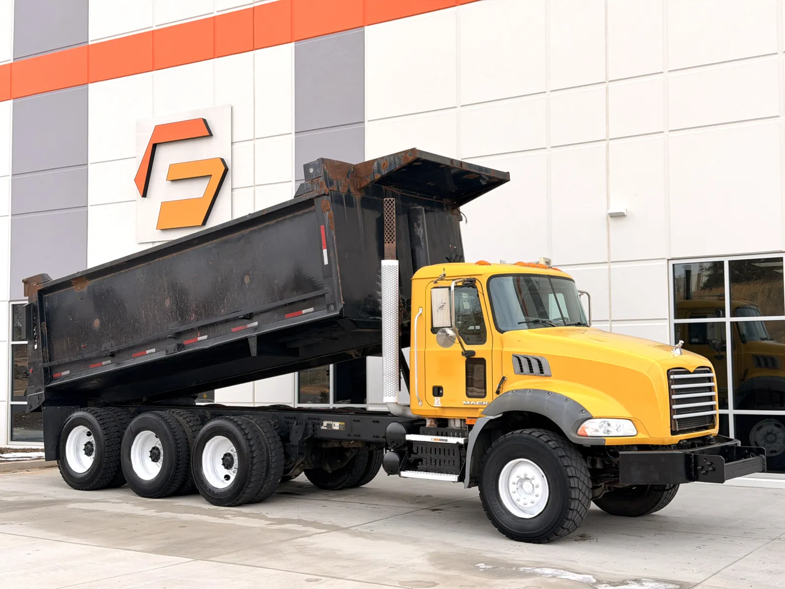 2009 MACK GU814 for sale in Greer, SC